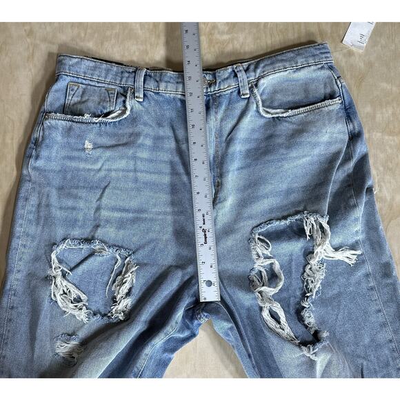 BDG Urban Outfitters Mom High-Rise Distressed Jeans W32 / US 32 (Tag 32) - Picture 6 of 6